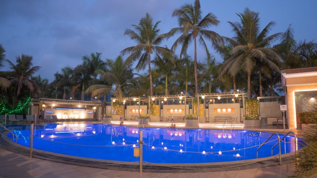 Hotel Sea N Rock Swimming Pool
